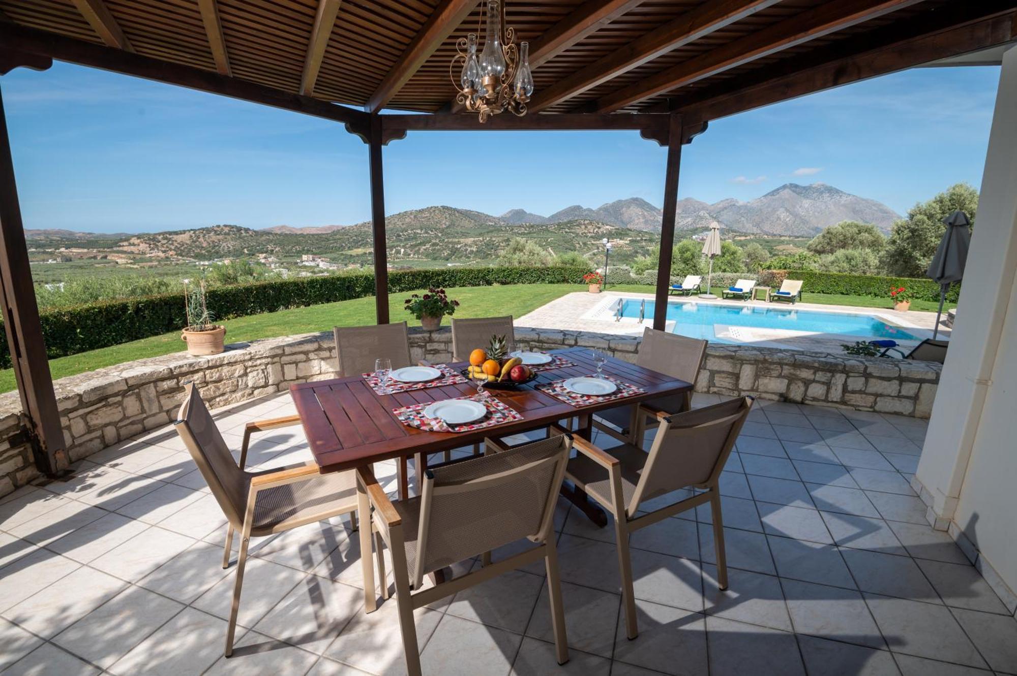 Villa Elisabeth Perama  Екстер'єр фото
